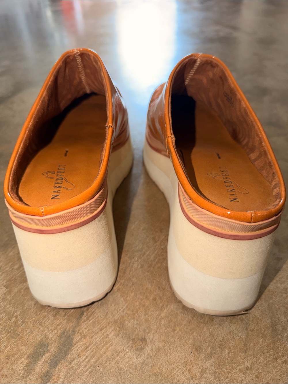 Naked Feet Coach Patent Platform Wedge Mules Clogs Shoes 10 Fall Photos - Picture 5 of 9
